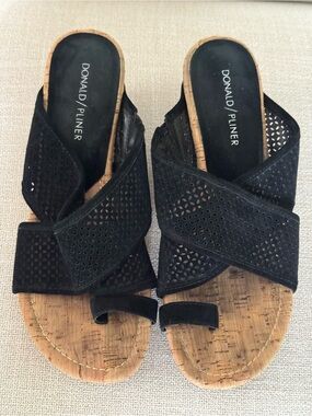 Donald Pliner Kidsuede Cork Wedge Sandals – Size 8 – Like New